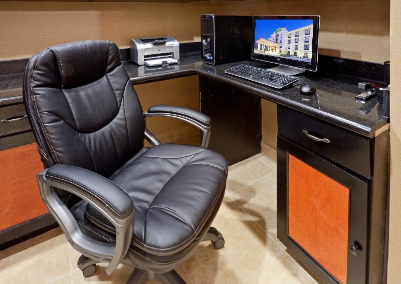 Comfort Inn & Suites Dallas Medical-Market Center Ngoại thất bức ảnh