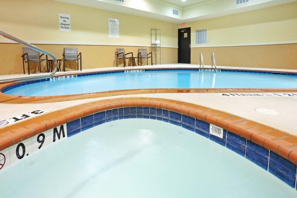 Comfort Inn & Suites Dallas Medical-Market Center Ngoại thất bức ảnh