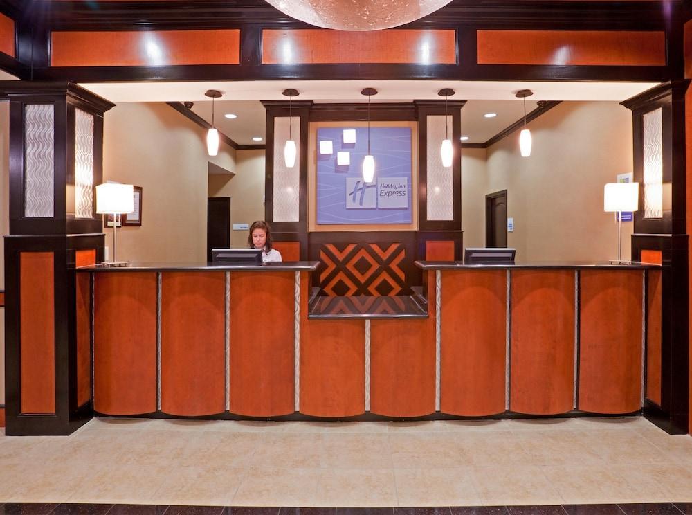 Comfort Inn & Suites Dallas Medical-Market Center Ngoại thất bức ảnh