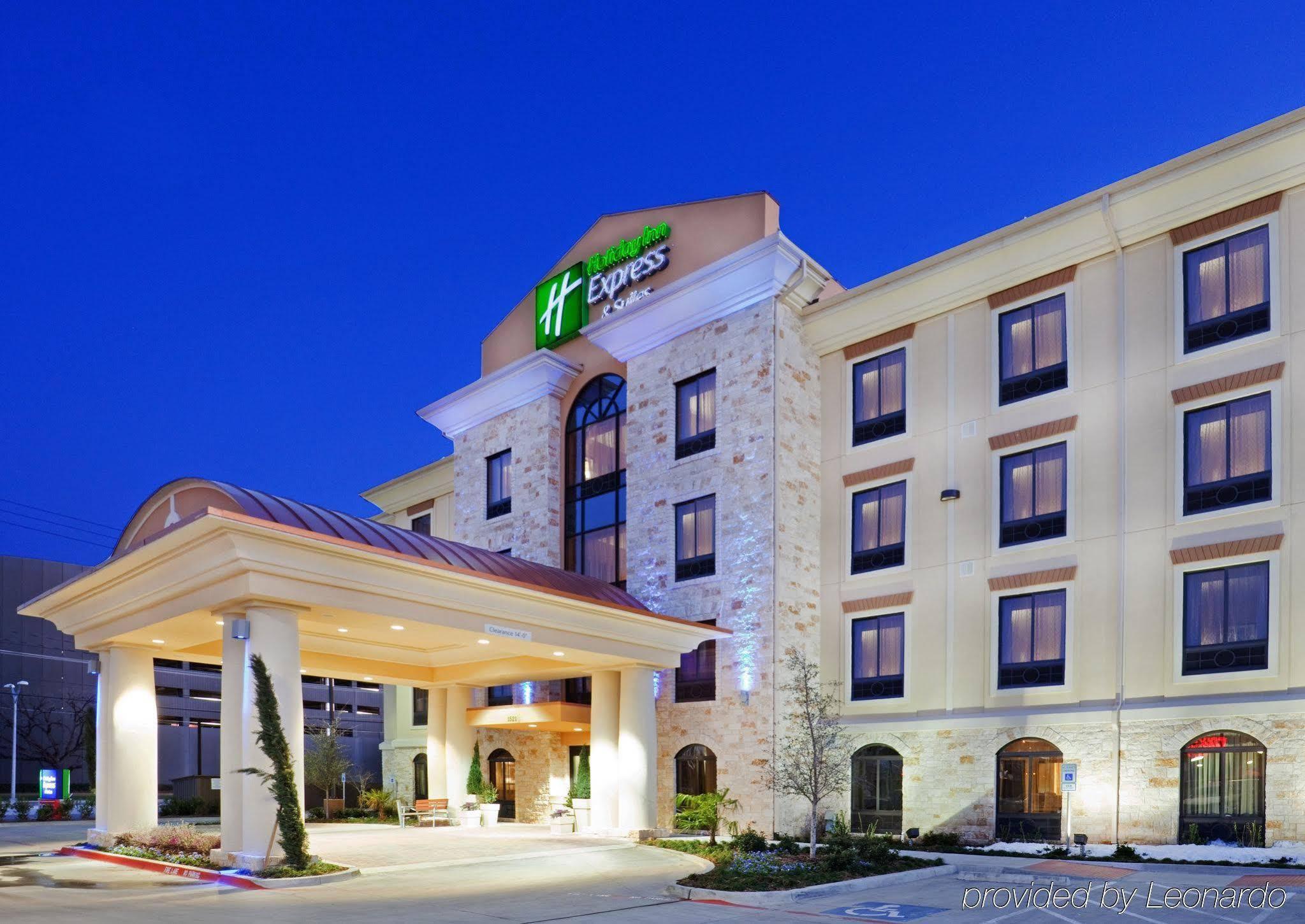 Comfort Inn & Suites Dallas Medical-Market Center Ngoại thất bức ảnh