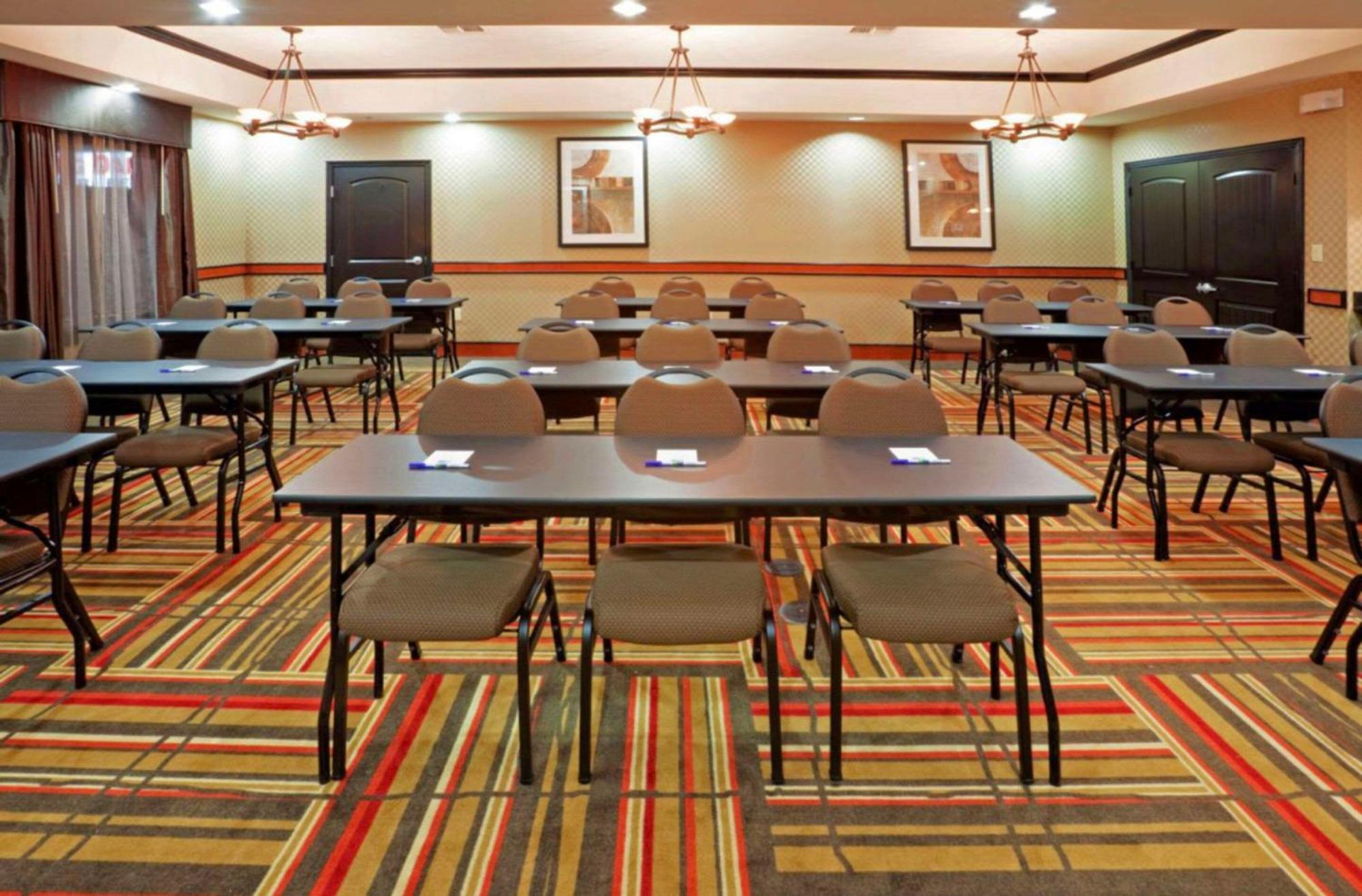 Comfort Inn & Suites Dallas Medical-Market Center Ngoại thất bức ảnh